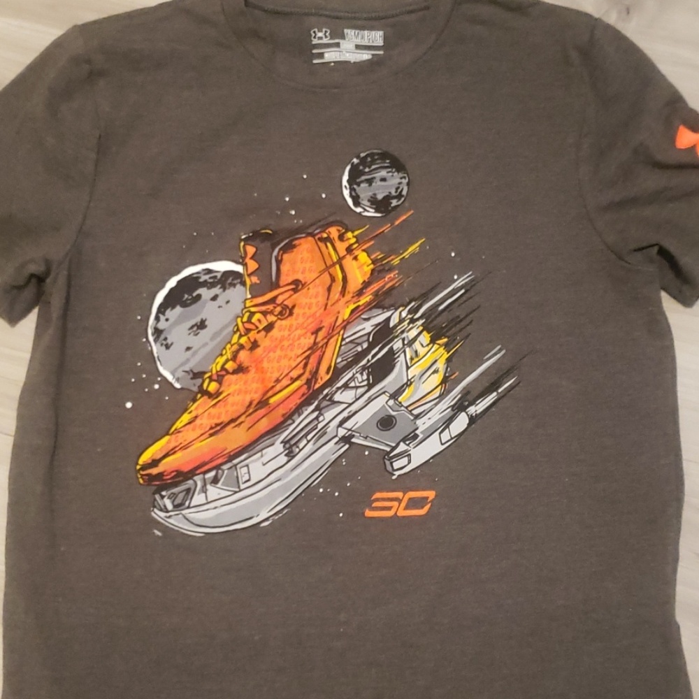 BNWT Steph Curry Under Armour tshirt YS